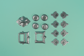 Chrom's Accessories and Shoulder Pauldron Kit Cast Kit cosplay DangerousLadies