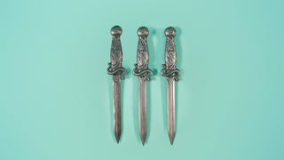 Ezio's Throwing Knives and Holsters Kit Cast Kit cosplay DangerousLadies