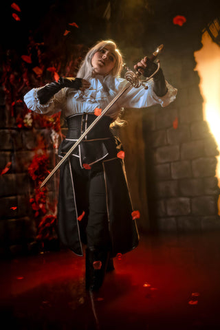 Gabi cosplaying Maelle from Expedition 33